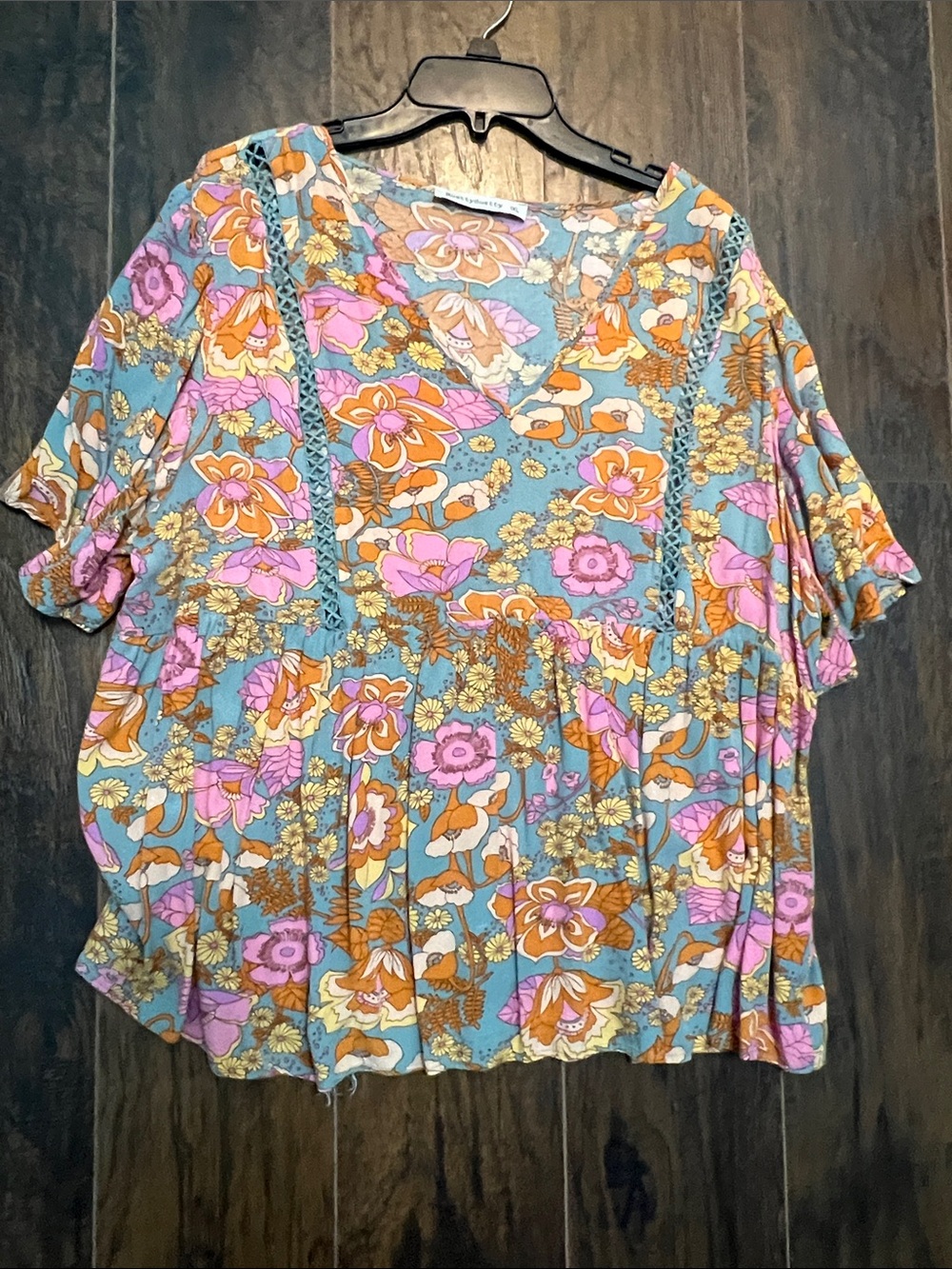 Rusttydustty 1XL Floral V-Neck Women’s Blouse in Blue with Pink & Orange Accents